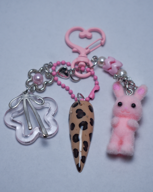 Cheetah Girl hand-painted bold cheetah print nail keychain by Gellifrog with NFC